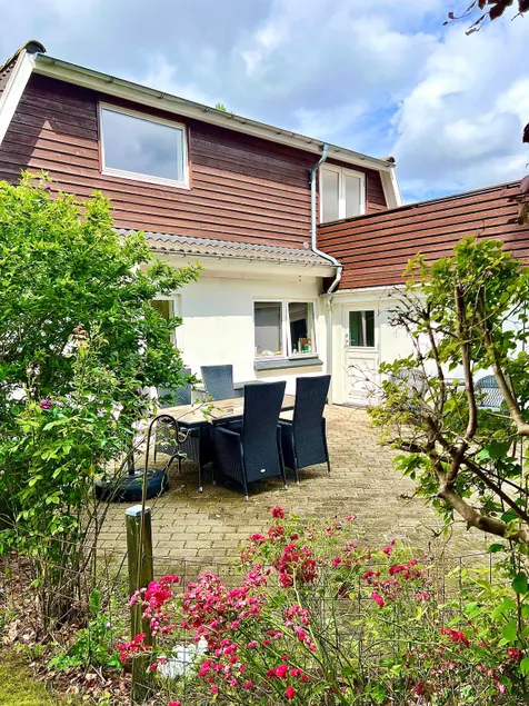 Tranquility, private garden, and terrace close to the water and Møn - Image 1