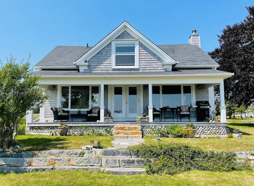Ocean’s Embrace · Private Beach, 7 Acres - Image 1