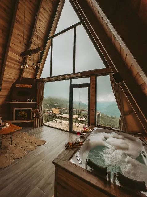Paradise House - Image 1