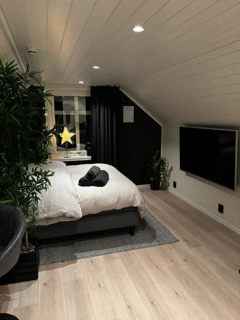 NEW studio apartment with great view - Image 1