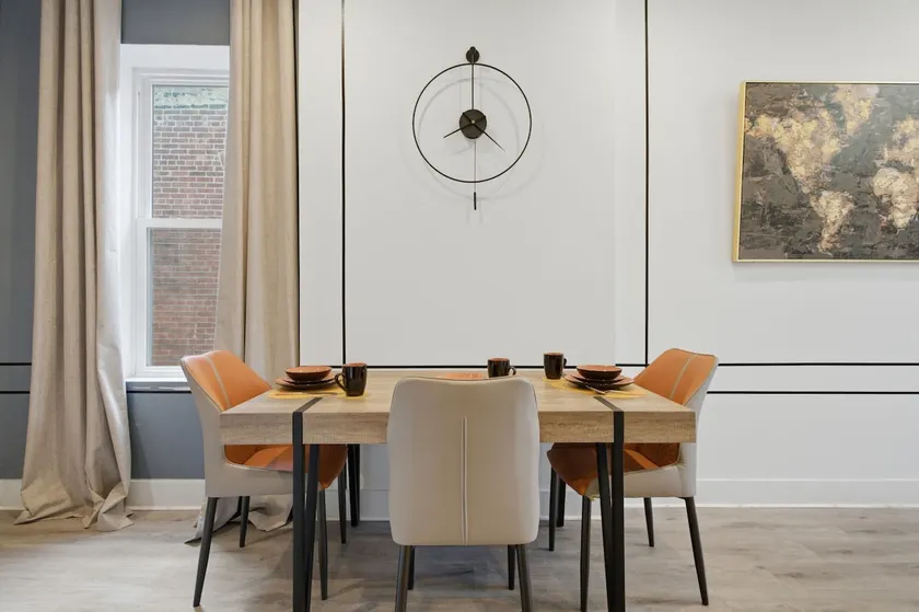 The Modern Muse | Stylish St. Louis Escape - Image 1