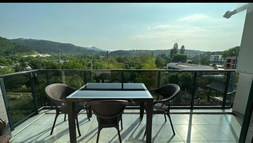 2+1 apartment in the city center, surrounded by nature, for 5 people - Image 1
