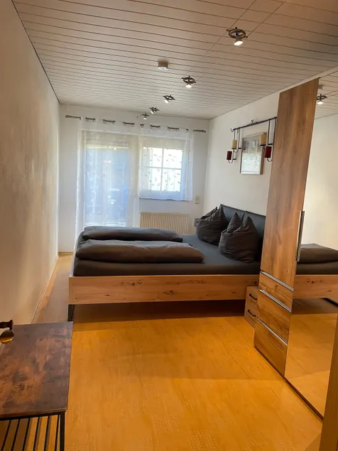 Apartment 3 with a cozy balcony for sunny evening hours - Image 1