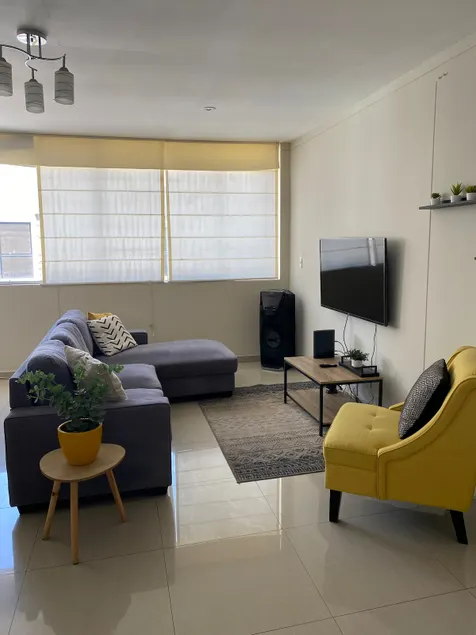 Cozy apartment with a private terrace - Image 1