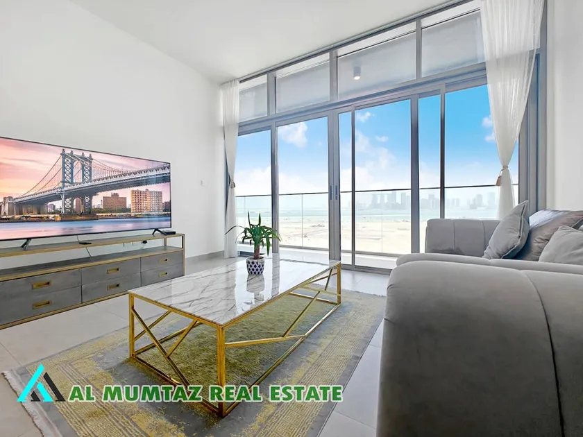 Luxury apartment for 6 people with pool and gym - Image 1