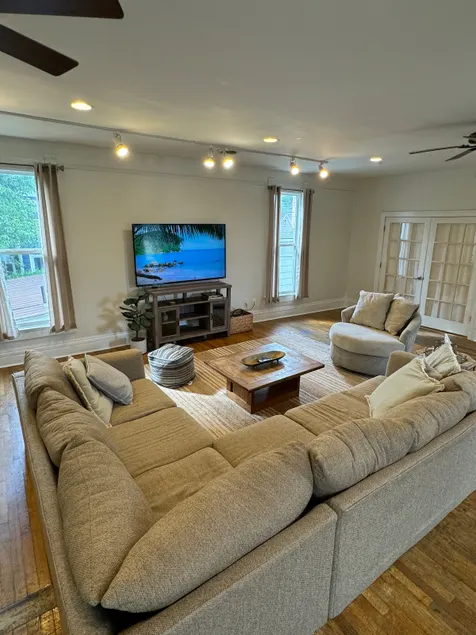 The Loft of Chloe and Co - Image 1