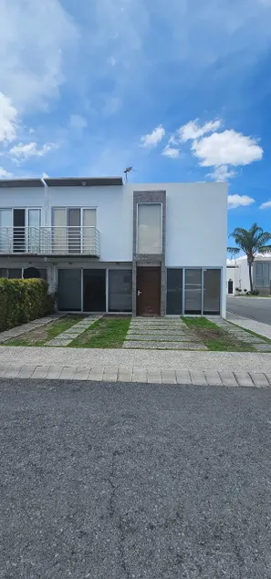 Private house - Image 1