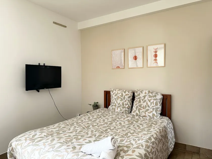 Fully equipped studio, easy parking, with garden (Feu) - Image 1