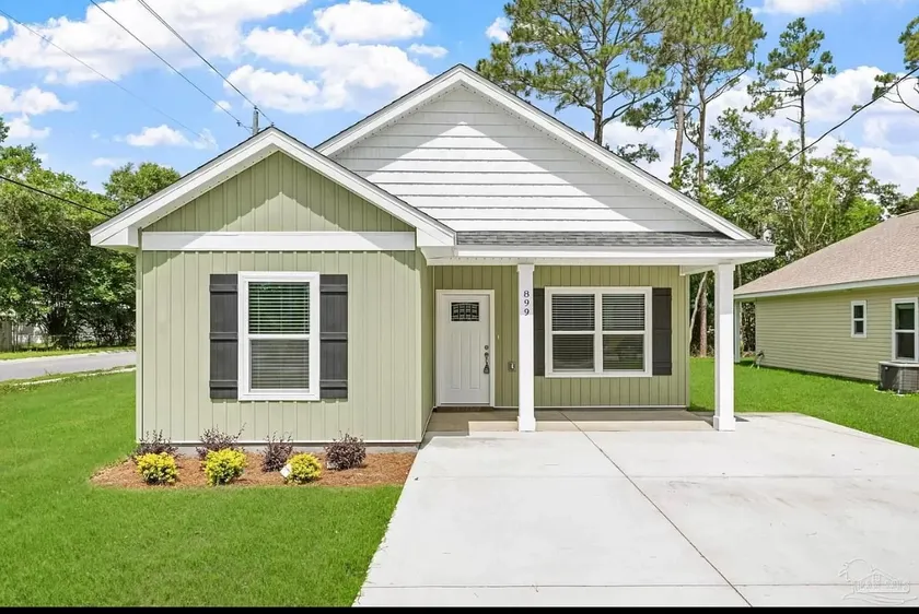 Home by the base - 8 min from beach! - Image 1