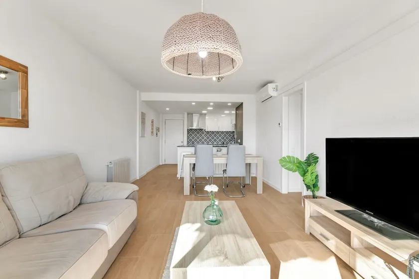 Sea View Penthouse - Image 1