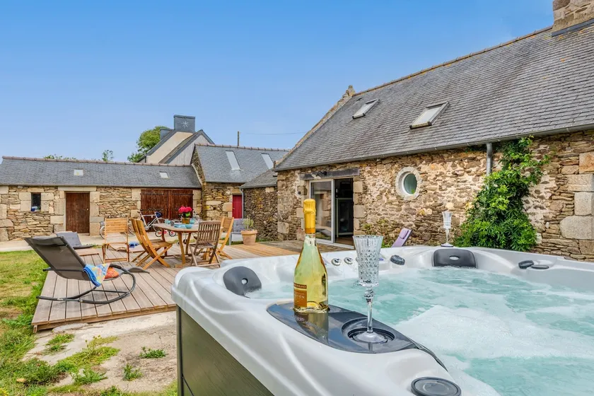 The 4-star Saint Mathieu gîte, jacuzzi, billiards. - Image 1