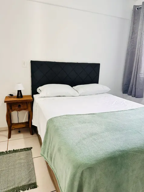 2 bedroom apartment near hospital reg 205 - Image 1