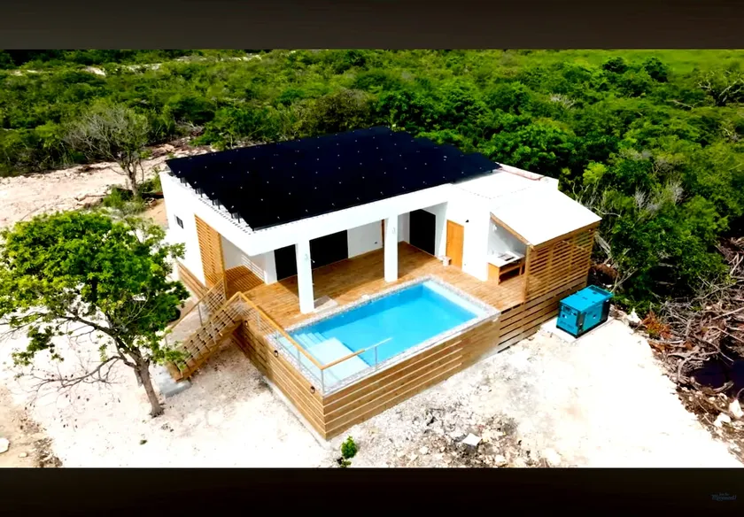 Luxe Pool Villa Meals | Secret Beach Sleeps 8 - Image 1