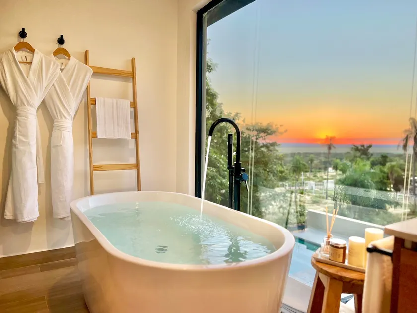 Dream house: Lake view and Es Vedrá a stone's throw away - Image 1