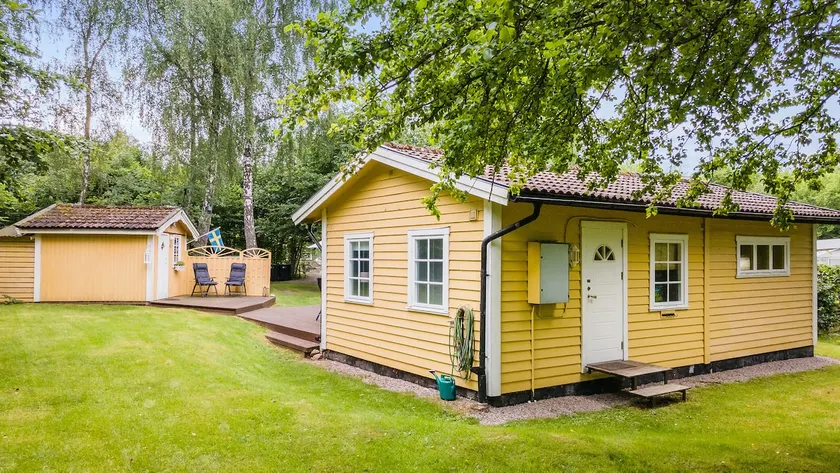 The Yellow Cottage in Skyrup - Image 1