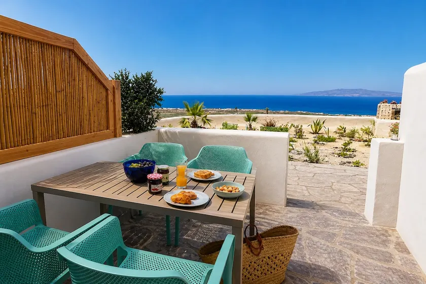 Okeanos Suite 2, Panoramic sea & garden view - Image 1