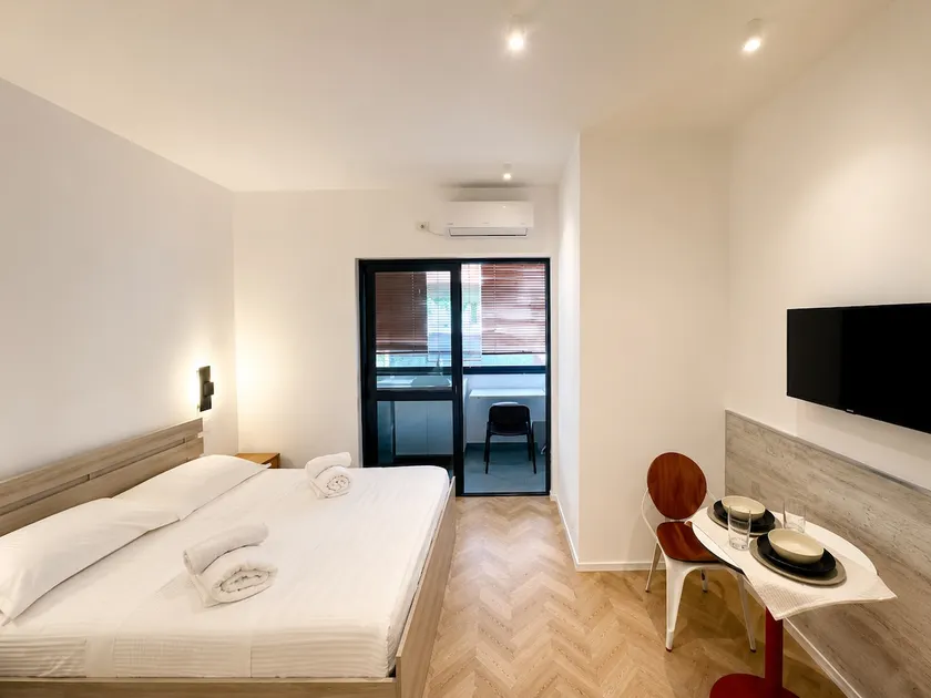 Shell- Minimal Studio (next to the beach) - Image 1