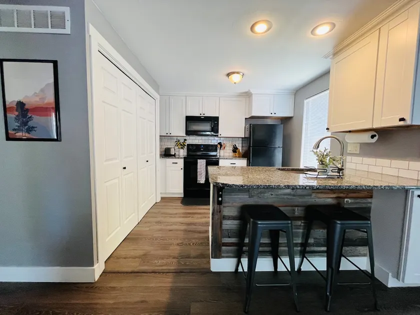 Townhome near BSU & Greenbelt - Image 1