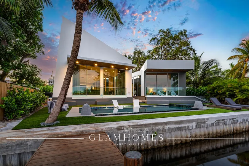 Signature Waterfront Villa by The Glamhomes - Image 1