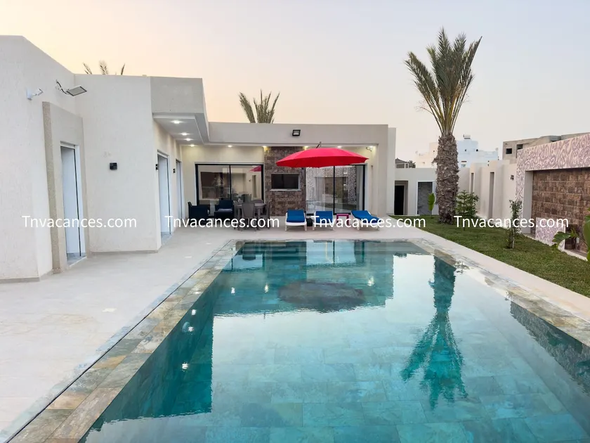 new villa with private pool - Image 1