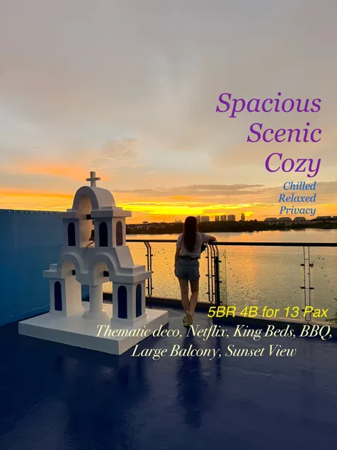 Santorini Msia Sunset Lakeview TownVilla Retreat 5BR 13pax - Image 1