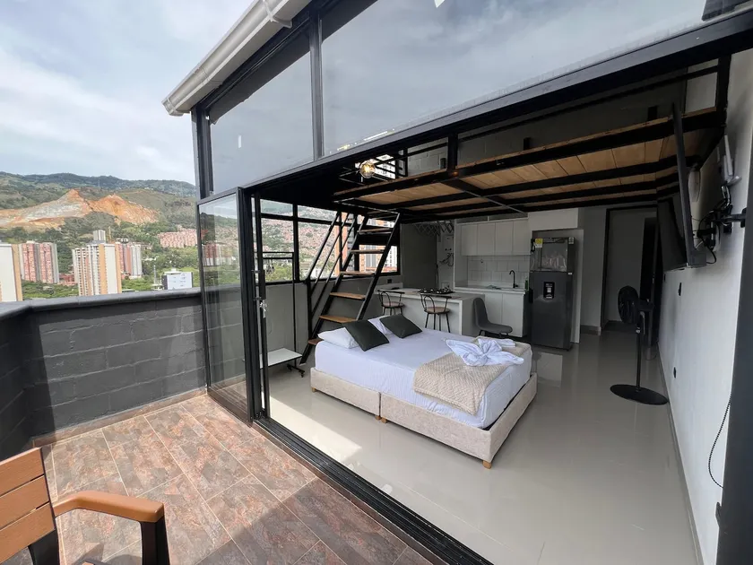 Real suite 803 - Image 1