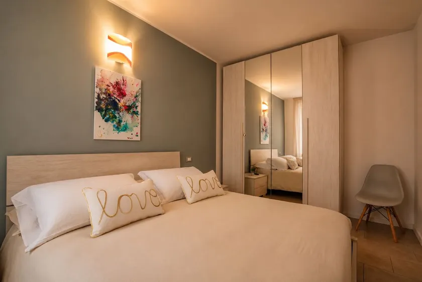 ES Apartment • The Old Town - Image 1