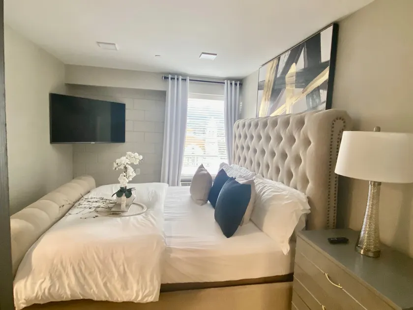 This Stylish Getaway Awaits You! - Image 1
