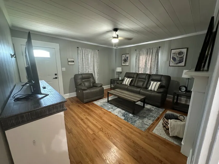 City Cottage Winston-Salem - Image 1