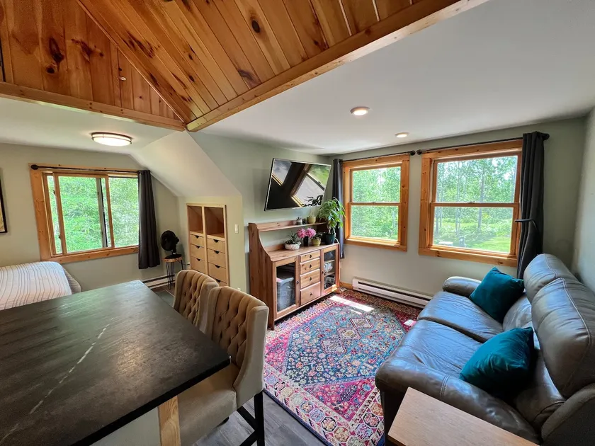 Private Home on 10 Acres of Wilderness w/ Trails - Image 1