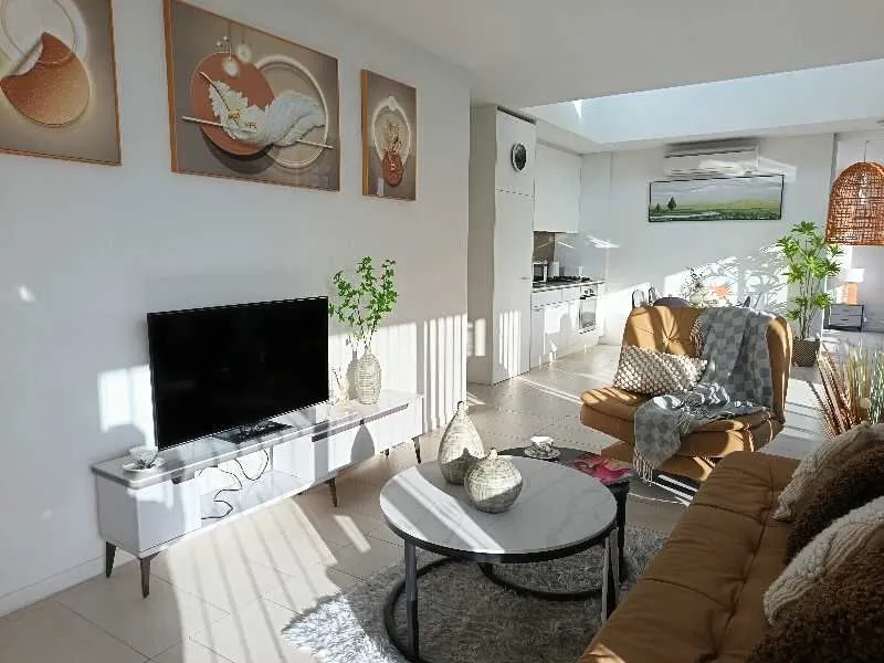 Luxury 2B2B/Olypmic Park/2Free Parking/Light Rail - Image 1