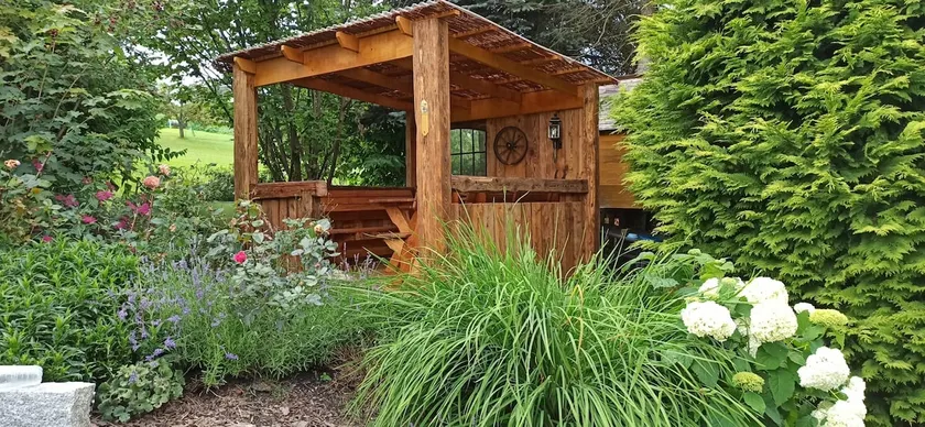 Vacation home with garden use, garage, wallbox - Image 1