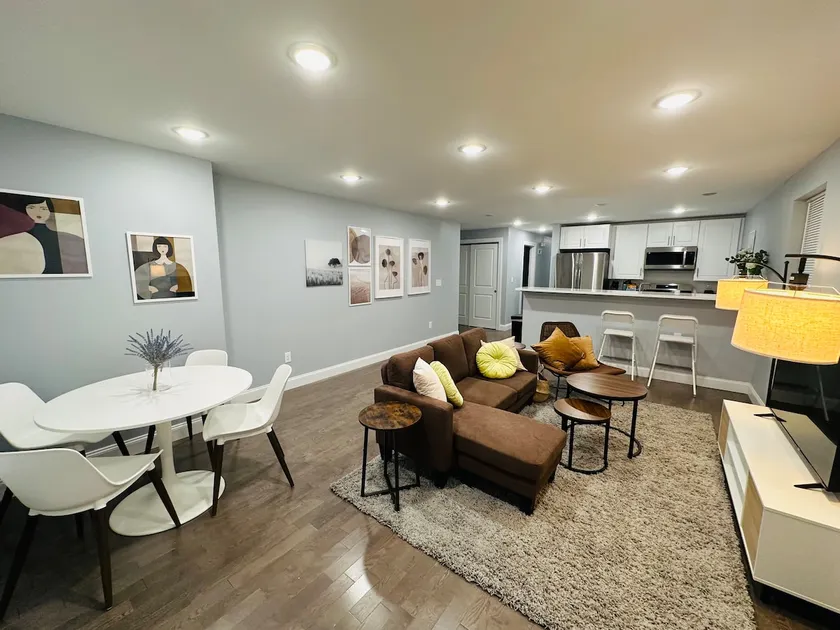 15% Off | Ewr| Nyc | Metropolis Serenity Haven - Image 1