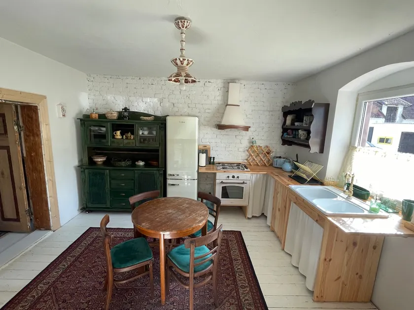 Imperfect apartment - Image 1
