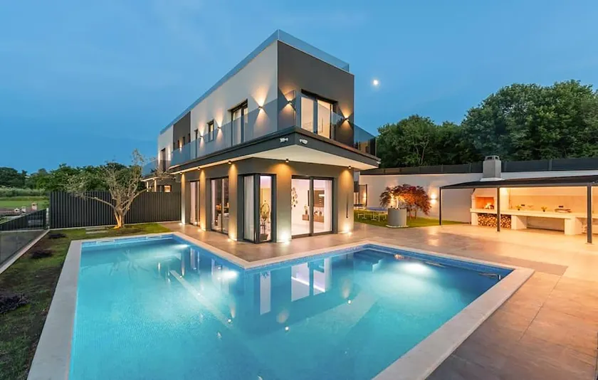 Lovely home in Sorici - Image 1