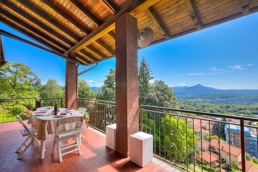 Il Vecchio Faggio: Lake Maggiore view Terrace - Happy Rentals - Image 1