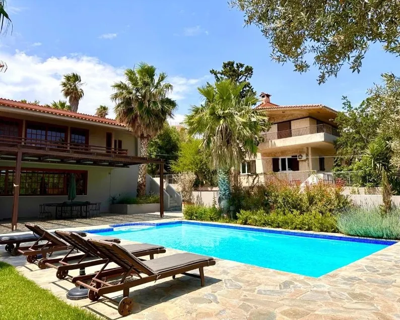 Villa_G - Image 1