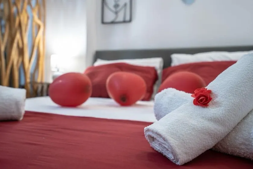 Central nest Boutique Athens Kypseli ! - Image 1