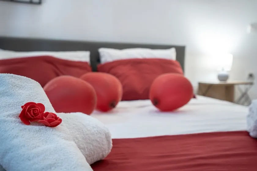 Central nest Boutique Athens Kypseli ! - Image 1