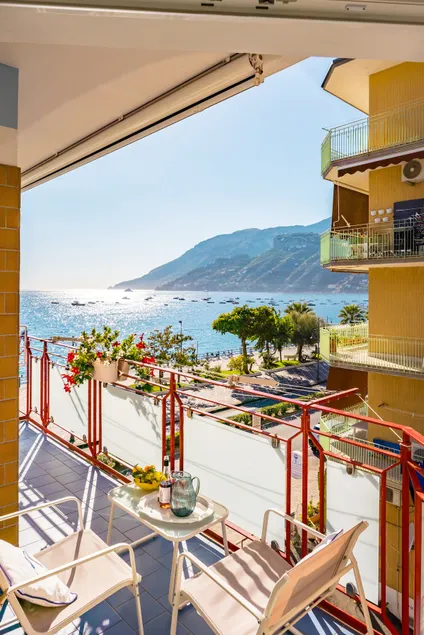 Blumare - Two-room apartment with a side sea view - Image 1