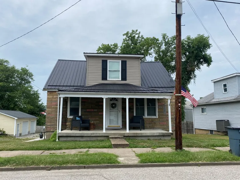 Elm Place - Image 1