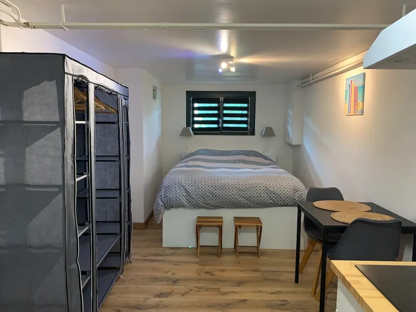 Independent bed and breakfast - Image 1