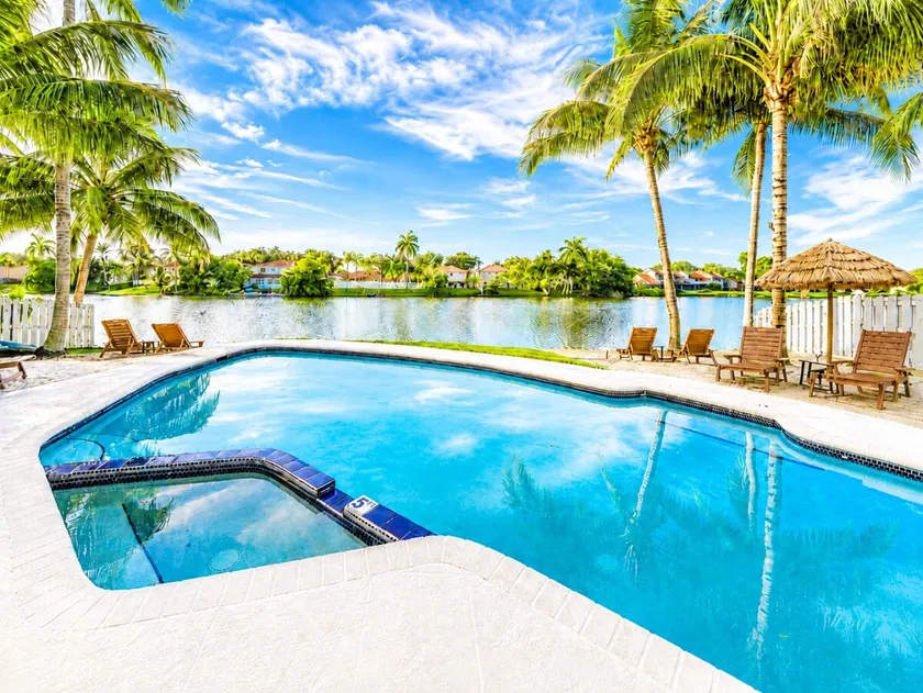 Waterfront Villa | Beach, Game Room, Cinema, Spa - Image 1
