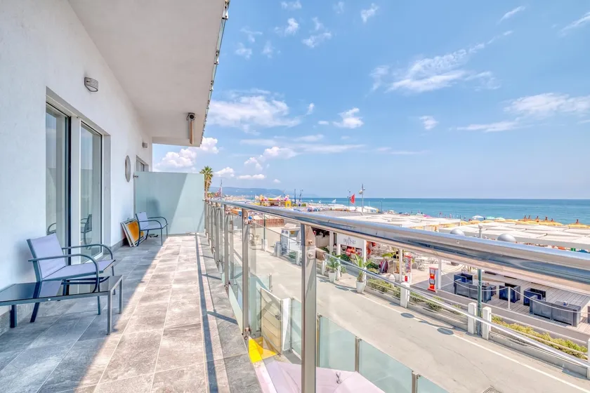 Le Lanterne 1 - Luxury Apartments - Image 1