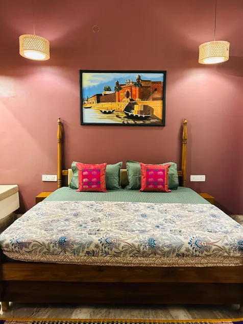 Ganges Retreat - Image 1