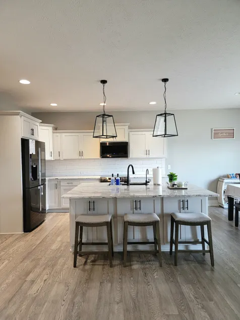 Beautiful Modern & Cozy House - Image 1