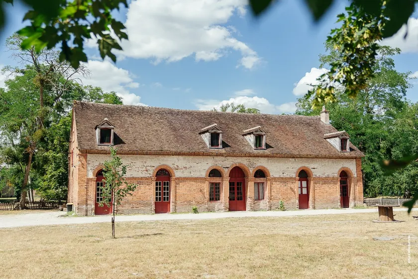La Garenne - Image 1