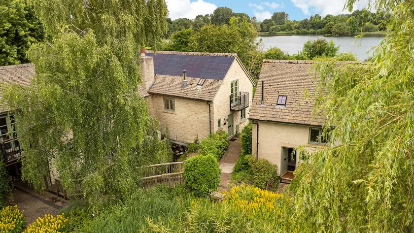 Thames Rest (MV26), Lower Mill Estate, Cotswolds - Image 1