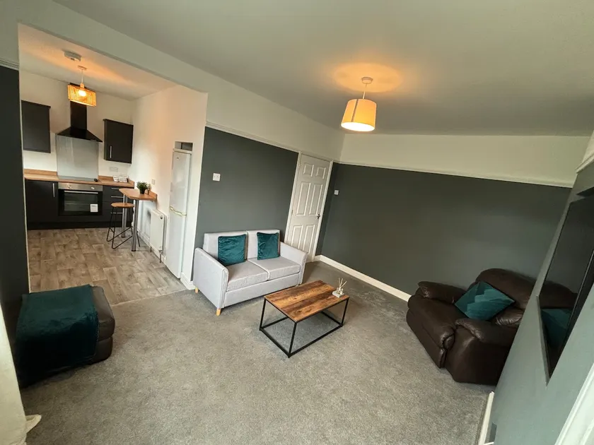 2 Bed Flat Wallsend - Image 1