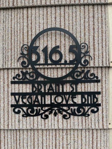 Quaint Neighborhood BNB - Image 1